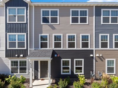629 Village Dr, New Brighton, MN, 55112