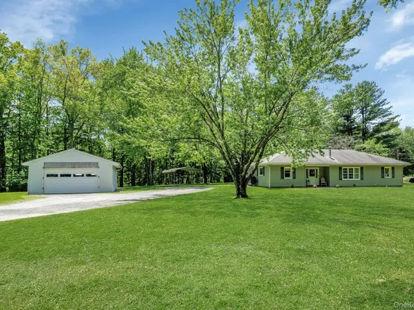53 Bible Camp Road, Bloomingburg, NY 12721