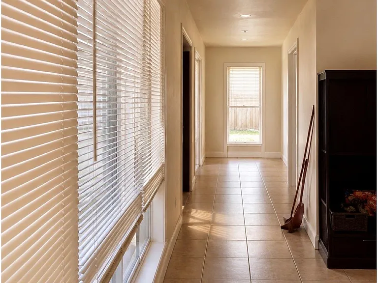 12413 Wellington Park Dr — Photo 17