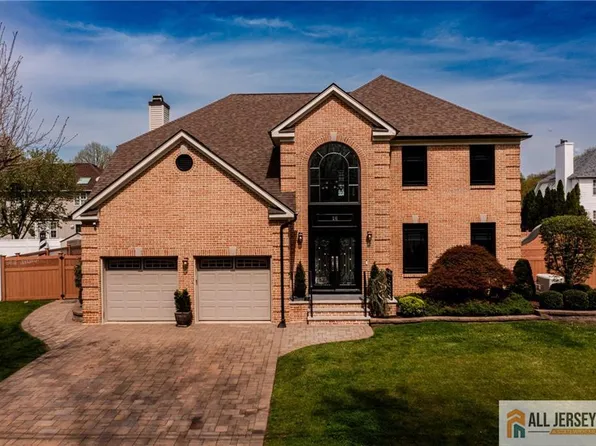 16 South St, Old Bridge, NJ 08857