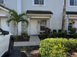 8144 Pacific Beach Dr, Fort Myers, FL 33966