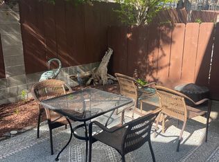 808 Caroline Ave APT A, Mount Shasta, CA 96067