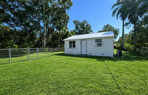 569 Nuna Ave Photo 1
