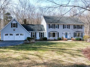 4 Cobblers Mill Rd, Sandy Hook, CT 06482