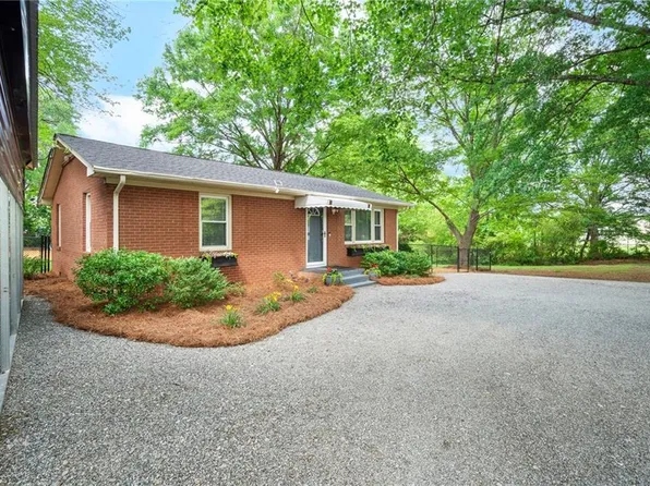 203 Easter Rd, Lexington, NC 27295