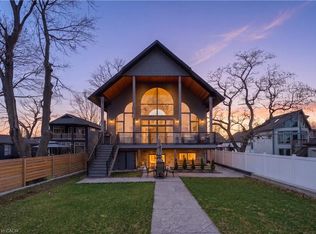207 Beach Blvd, Hamilton, ON L8H 6V8