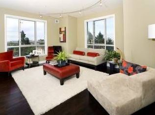 599 9th St, Oakland, CA 94607