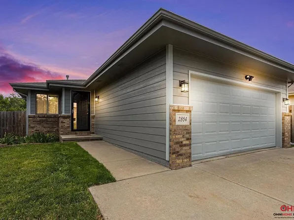 2854 NW 53rd St, Lincoln, NE 68524