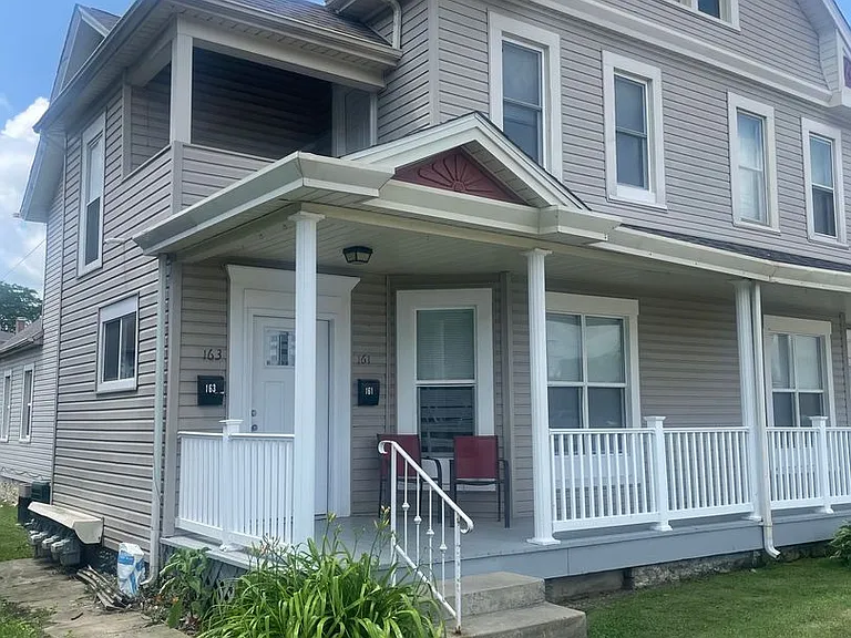 157-163 E Market St — Photo 1