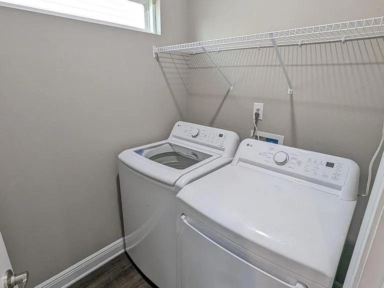 2335 Hadleigh Hills Ct — Photo 14