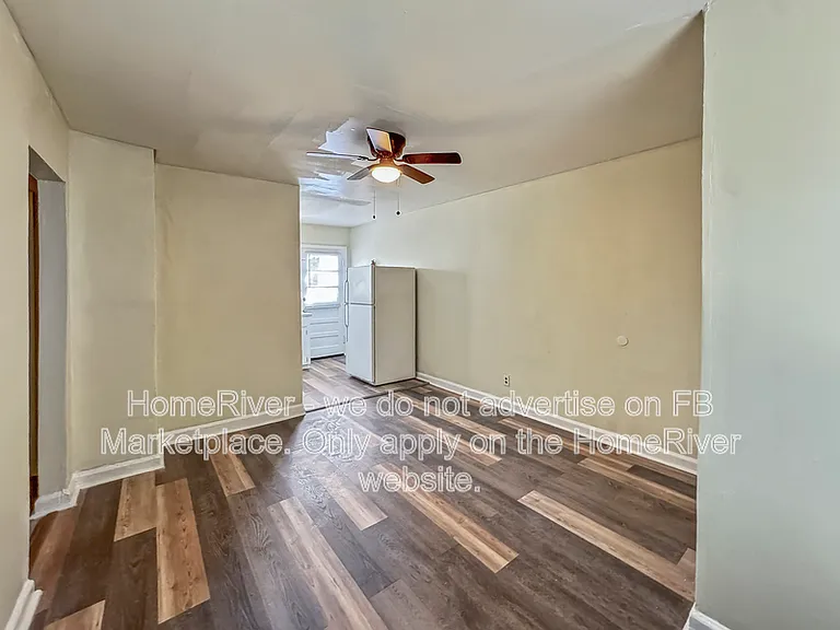 2413 Laurel St #C — Photo 5