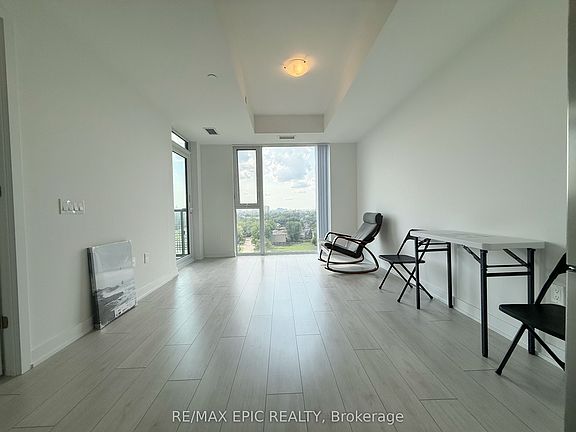 4th image of 5858 Yonge St #901