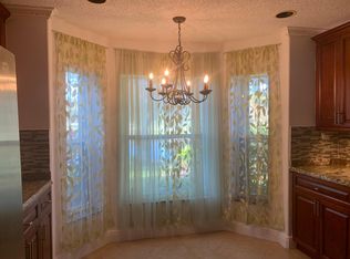 8133 Pelican Harbour Dr, Lake Worth, FL 33467