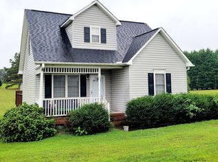 227 Bryant Rd, Pelzer, SC 29669