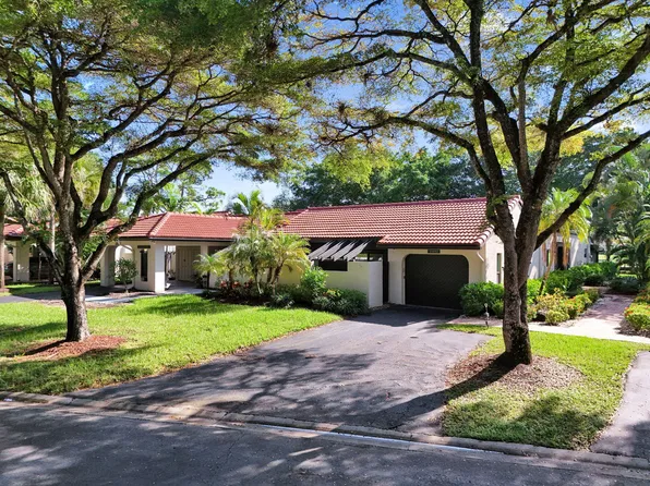 21692 TALL PALM Circle #10-B, Boca Raton, FL 33433