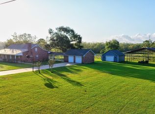 4770 County Road 31, Angleton, TX 77515