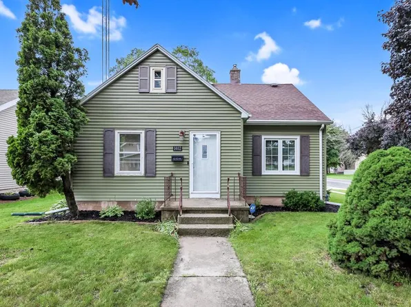 1402 South 19th STREET, Manitowoc, WI 54220