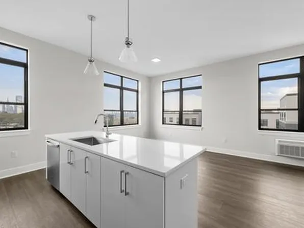 121 34th Street image 174 of 213