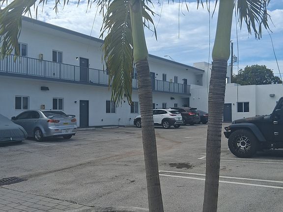2nd image of 2070 E 6th Ave #203