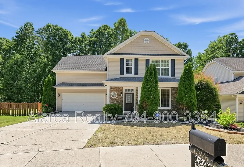4 bed, 2.5 bath, 2040 sqft, $2,395 — Photo 1