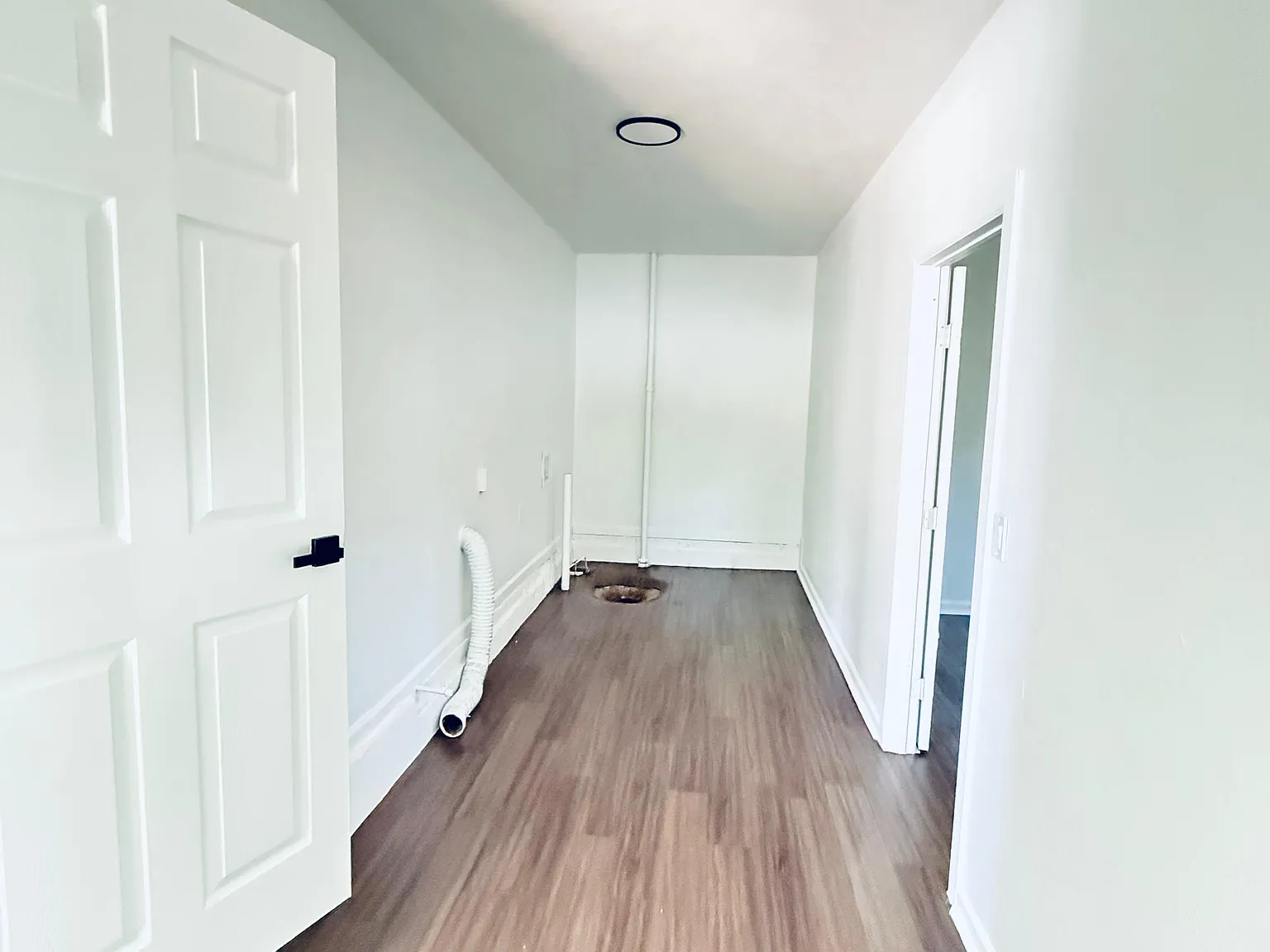 4 bed, 1400 sqft, $1,400 — Photo 4