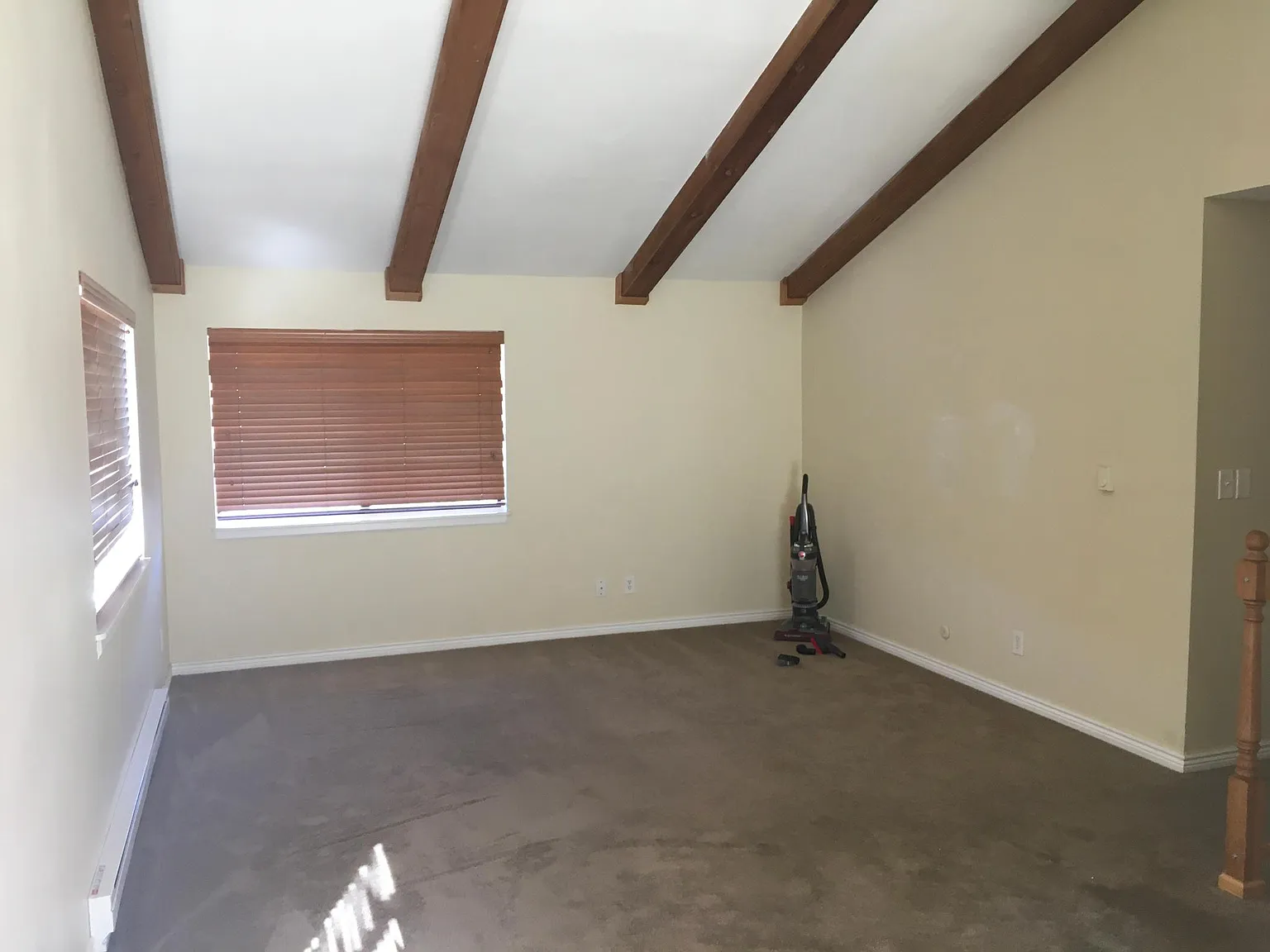 4 bed, 2128 sqft, $2,750 — Photo 3