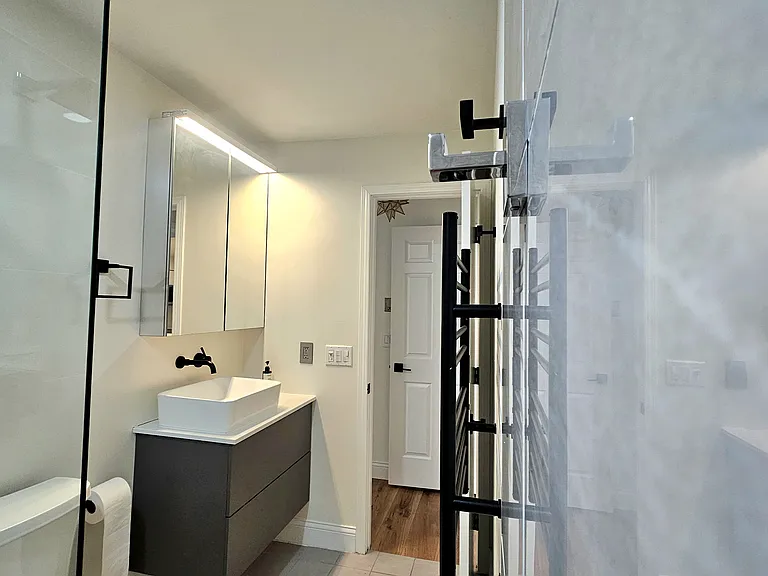 918 Harbor House Dr #8 — Photo 4