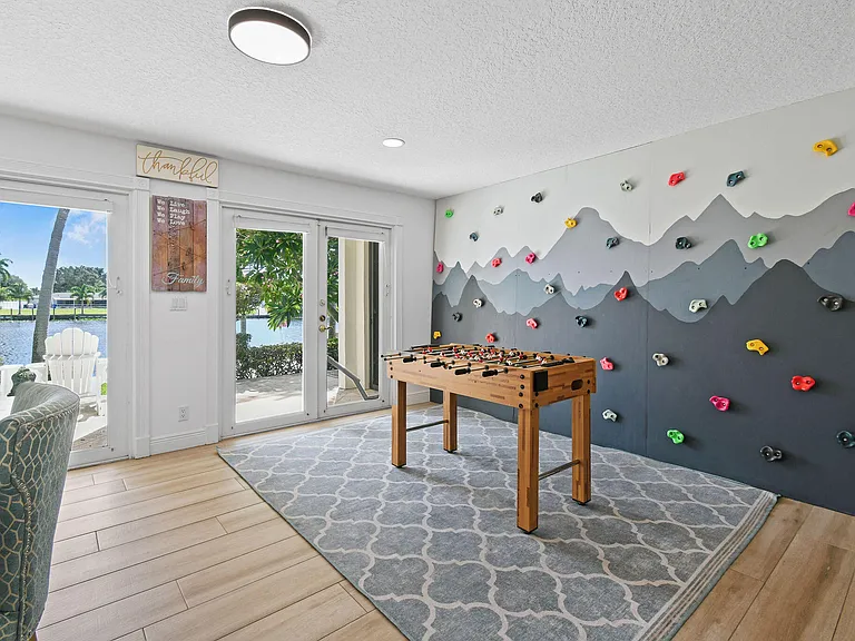 8110 W Lake Dr — Photo 31