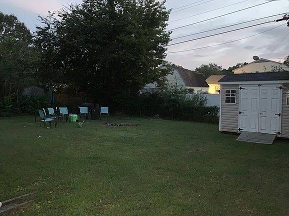 2nd image of 20 Clemwood Pkwy