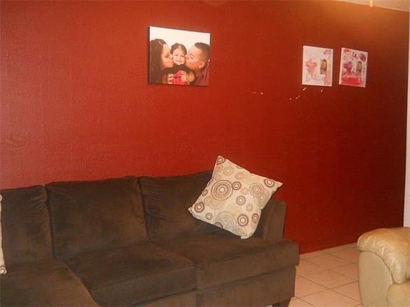 3rd image of 477 Clifton Ave