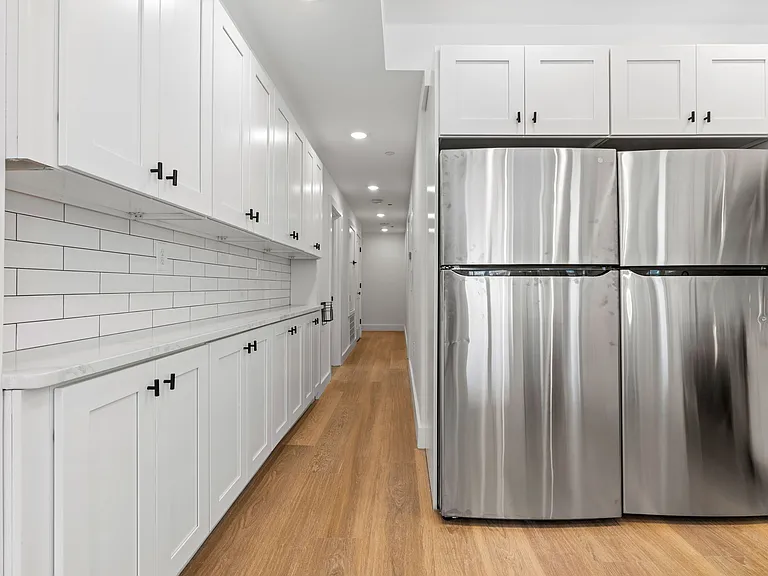 695 Bennington St #1 — Photo 10