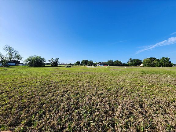 4th image of 7933 Castile Road