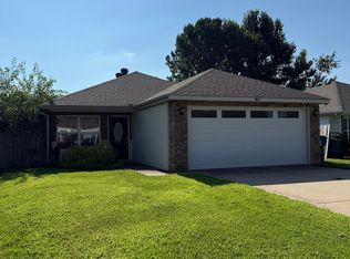 1107 Ryan St, Bentonville, AR 72712