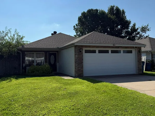 1107 Ryan St, Bentonville, AR 72712