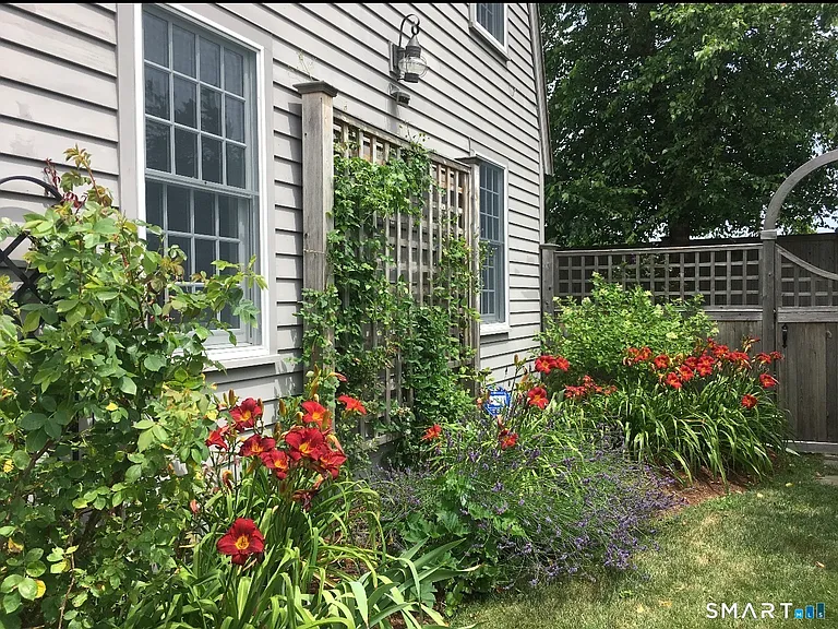 84 Waterside Ln #3 — Photo 5