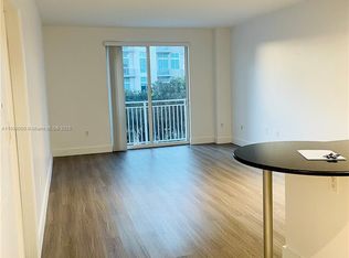 7290 SW 90th St APT 302, Miami, FL 33156