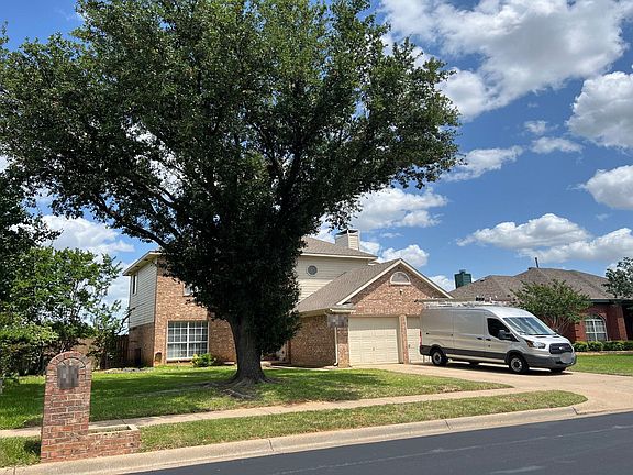 2nd image of 344 Parkview Dr