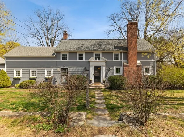 187 Berwick Rd, Attleboro, MA 02703