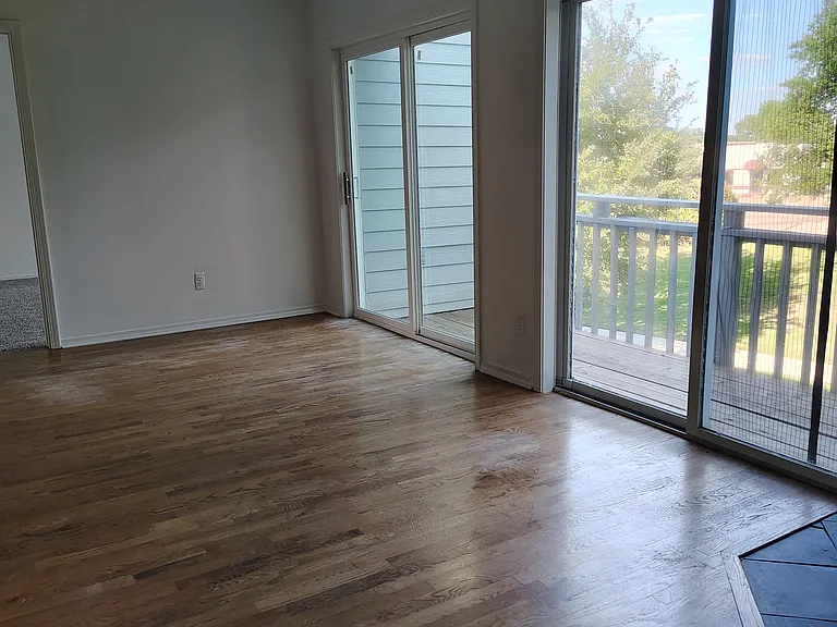 643 Cimarron Trl — Photo 7