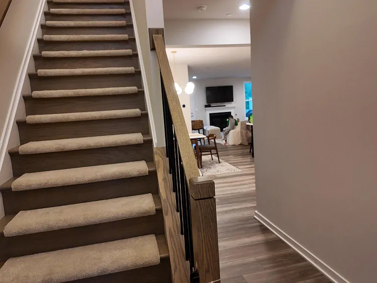 148 Kennedy Dr — Photo 15
