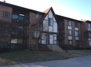 13635 S Lamon Ave #A16, Crestwood, IL 60445