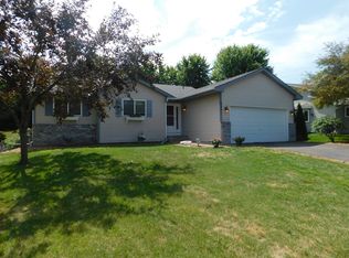 8241 Jeffery Ln S, Cottage Grove, MN 55016