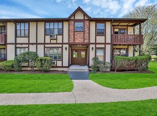 421 Sierra Vista Ln, Valley Cottage, NY 10989