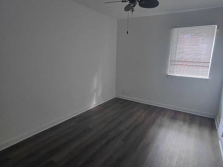 800 Princeton Ave #1 — Photo 9