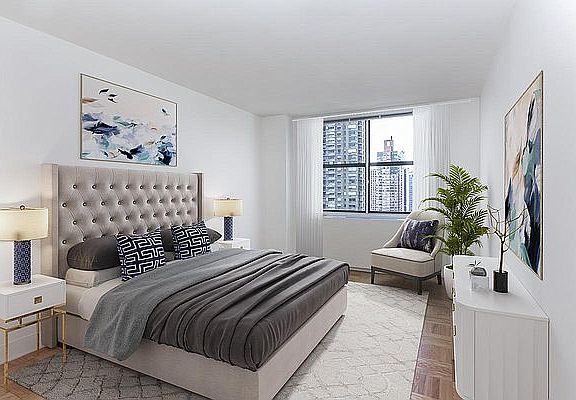 4th image of 45 W 60th St APT 28E