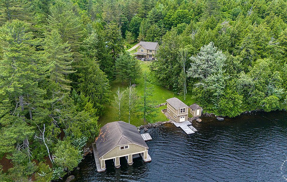 1st image of 8 Pinehurst Rd