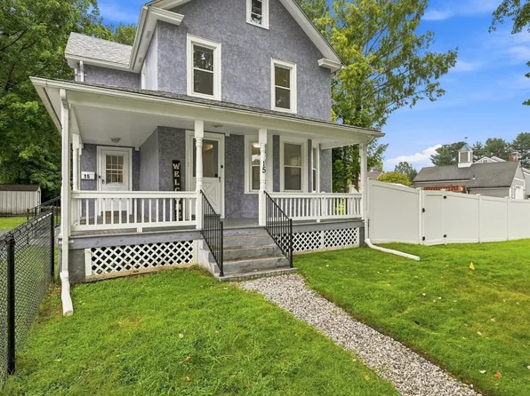 15 Oxford Pl, West Springfield, MA 01089