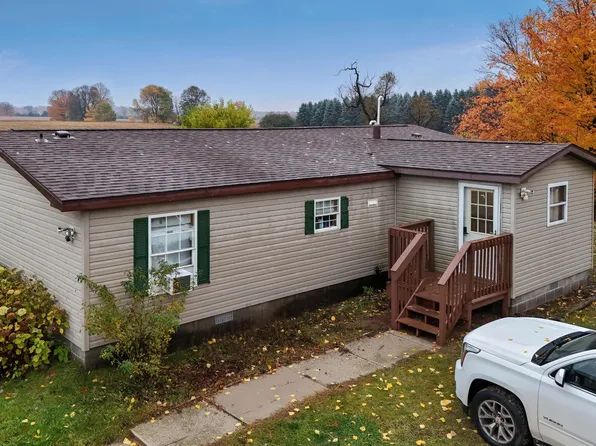 11329 Anderson Rd, Bear Lake, MI 49614