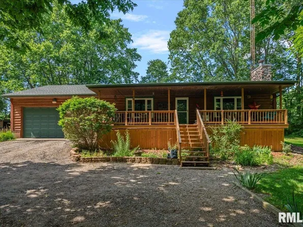 21176 Hideaway Estates Rd, Petersburg, IL 62675