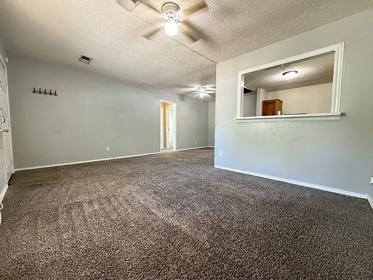 3112 NW 14th St — Photo 4